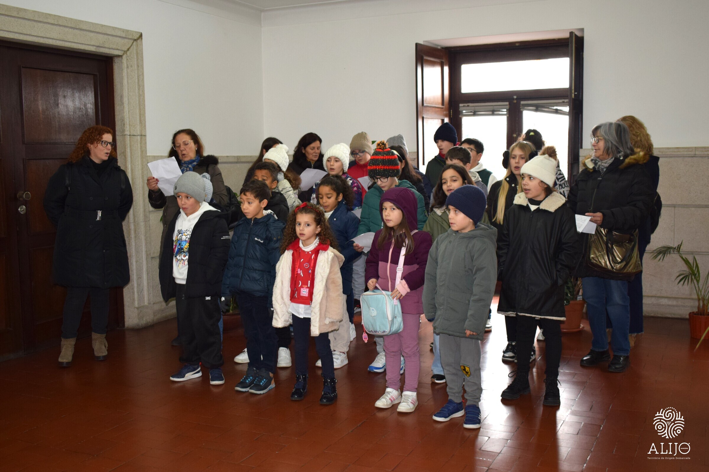 Janeiras 2025: Crianças do programa Move(te) no Natal cumpriram a tradição