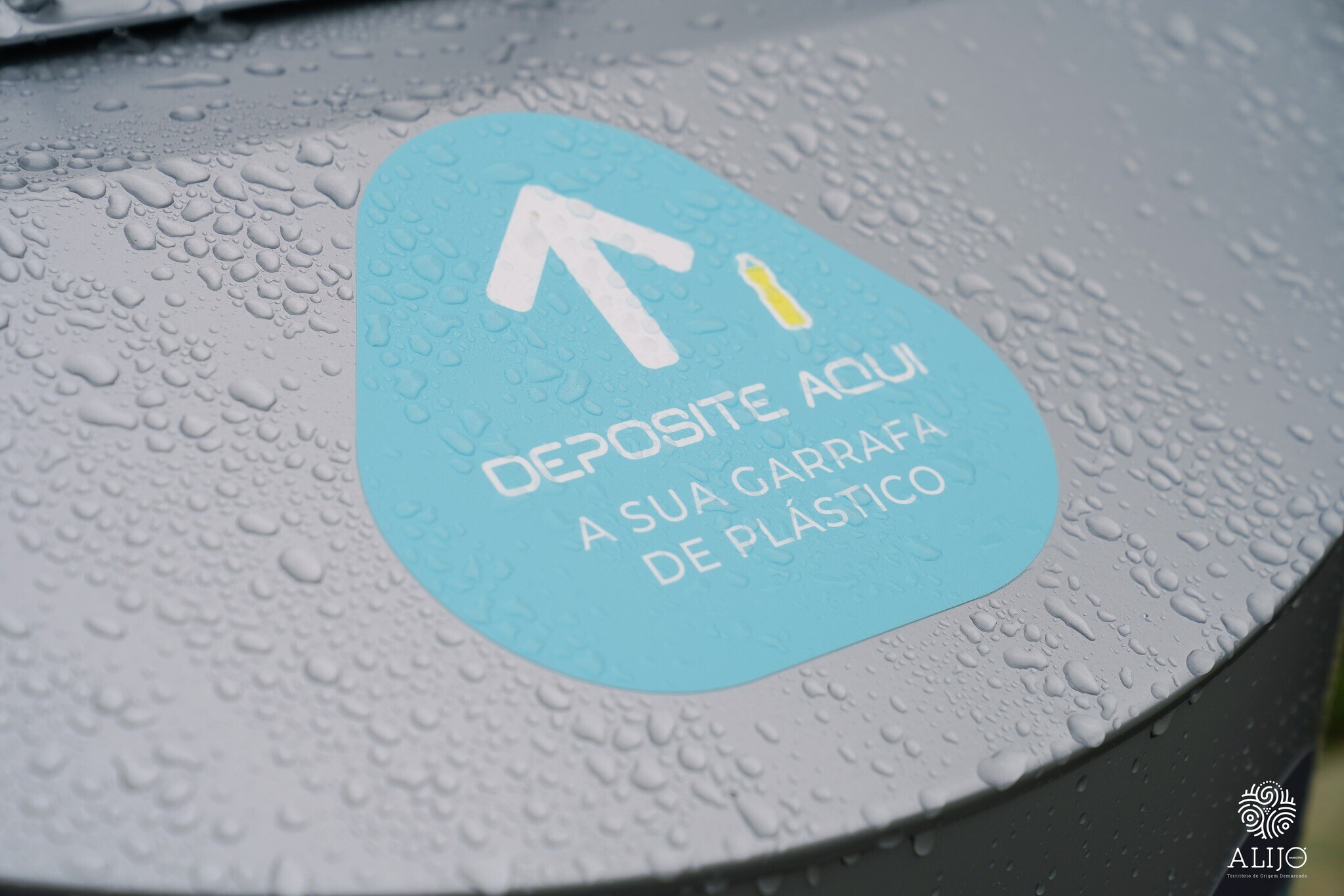 Município reforça apelo à colocação dos óleos alimentares nos oleões