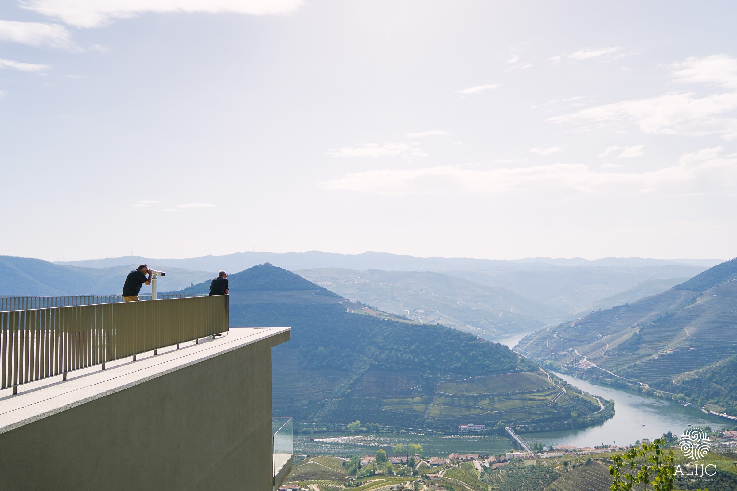 Câmara de Alijó lança concurso para arrendamento do novo restaurante do Miradouro de Casal de Loivos