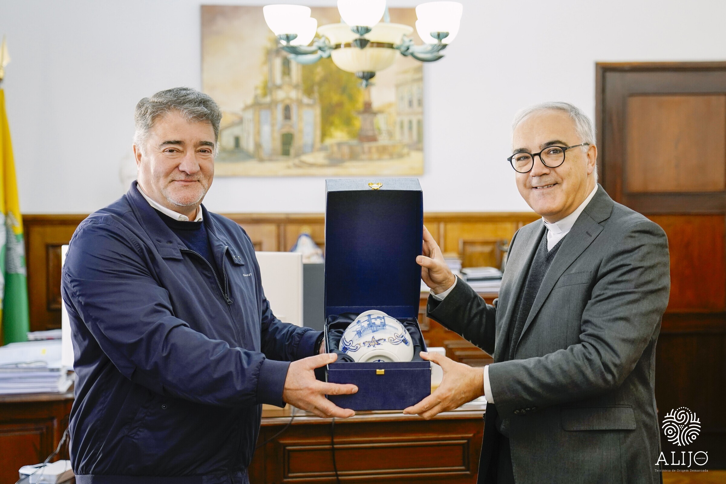 Bispo de Vila Real recebido nos Paços do Concelho