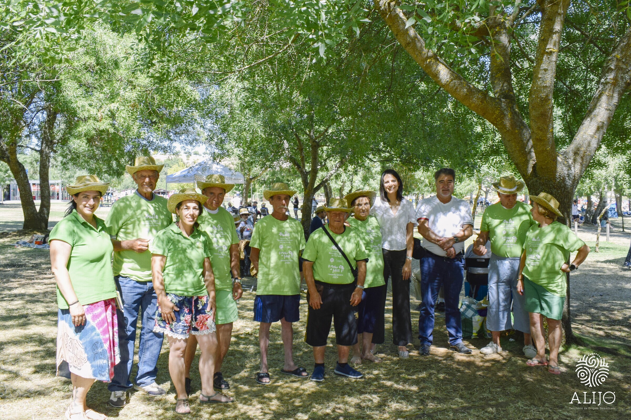 Dia dos Avós celebrado com passeio-convívio